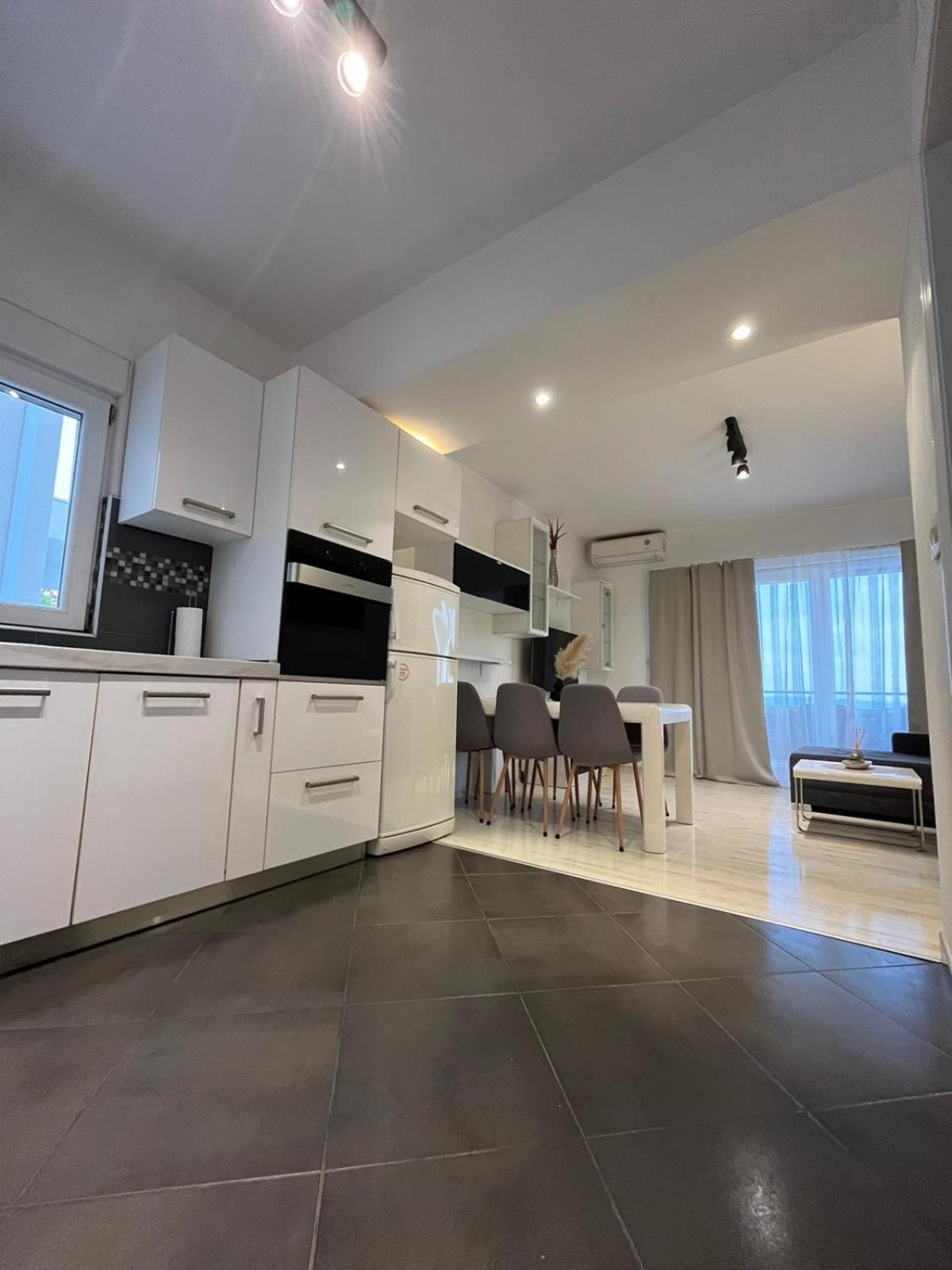 Villa Collis Makarska Eksteriør billede