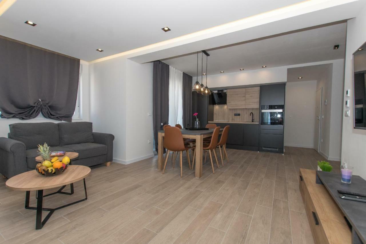 Villa Collis Makarska Eksteriør billede